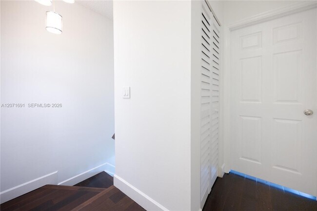 Building Photo - 16219 Emerald Cove Rd