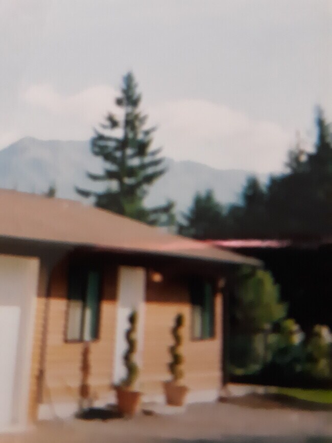 MIL DETACHED - 15812 451st Ave SE