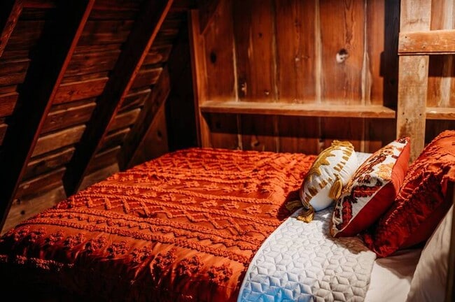 Building Photo - 19920 NW Farley Hampton Rd