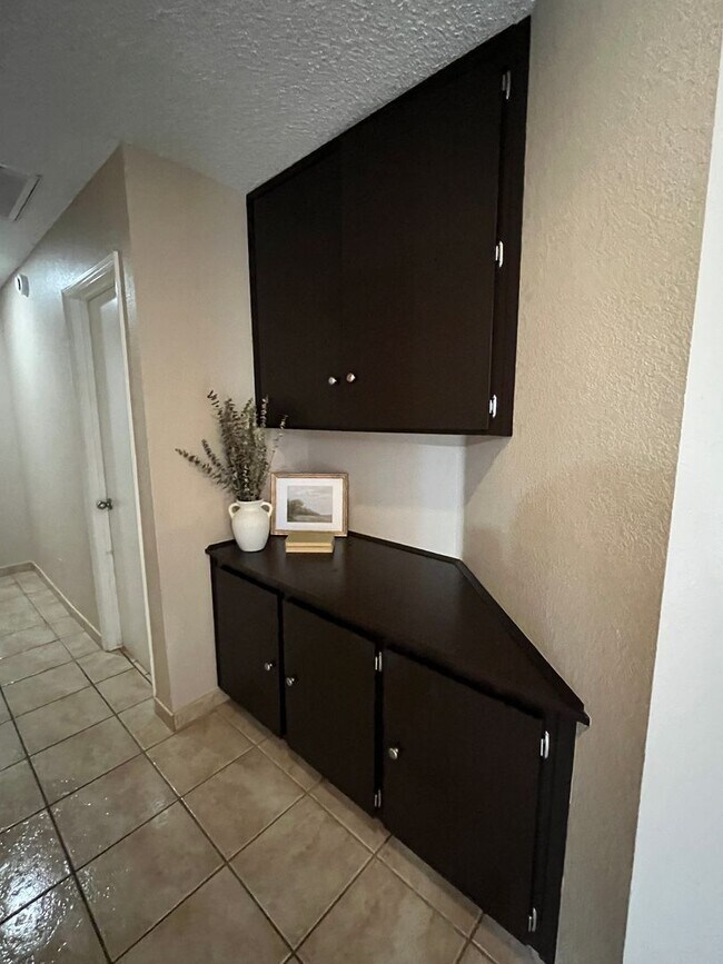 Building Photo - 3 Bedroom Home Coming Soon!