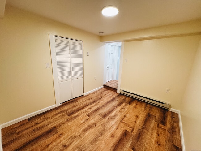 Building Photo - 45 Church St