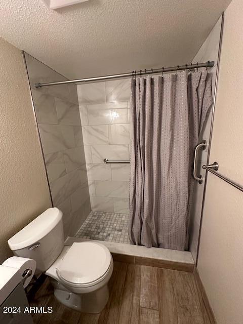 Building Photo - 2353 E Betty Elyse Ln