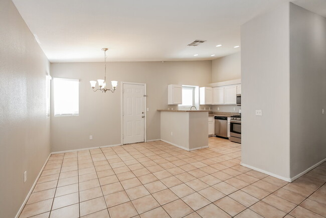 Building Photo - 2103 Point Morada Ave