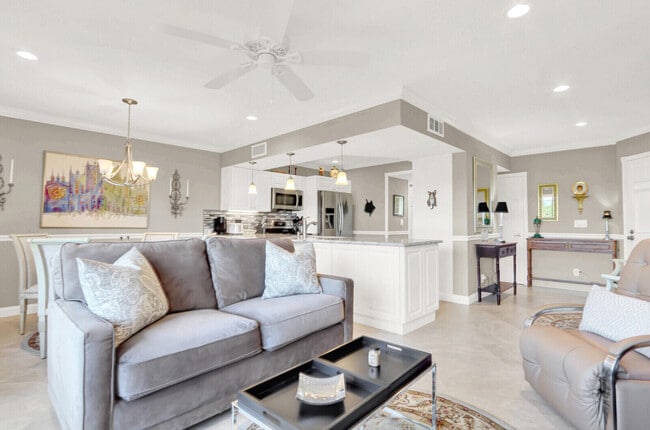 Building Photo - 1605 S US Hwy 1