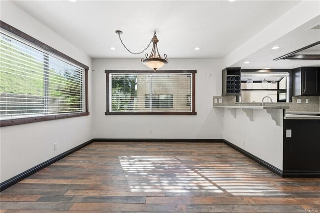 Building Photo - 26128 Alizia Canyon Dr