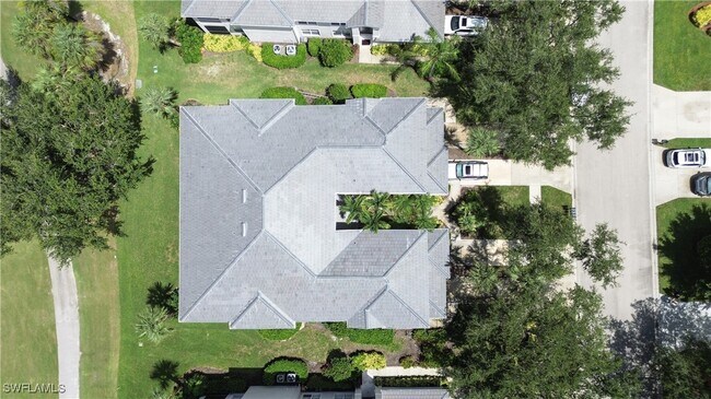 Building Photo - 1937 Crestview Way