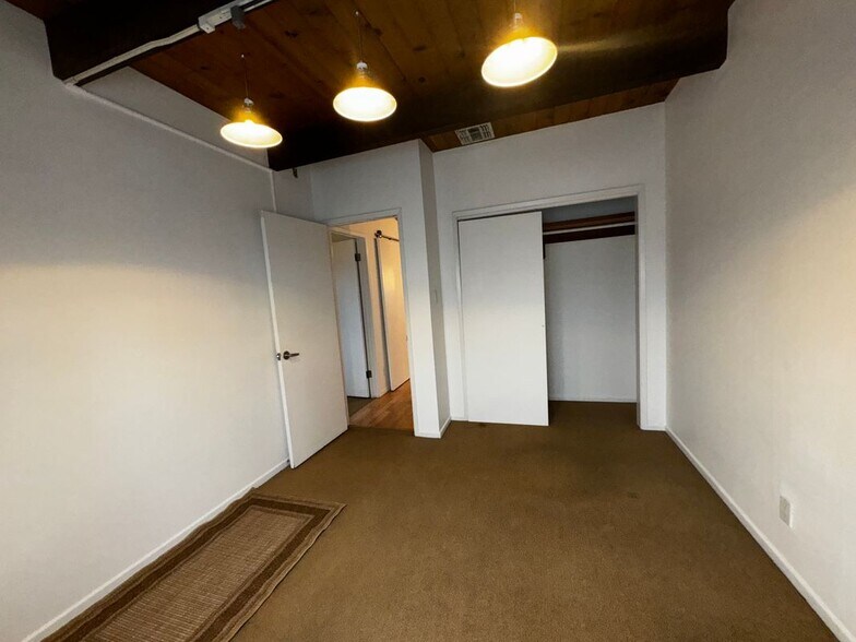Building Photo - 1418 Abbot Kinney Blvd