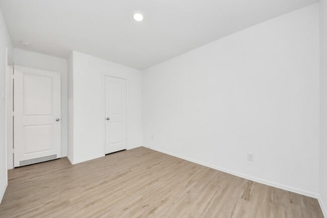 Building Photo - 4319 Palmetto Grv Ln
