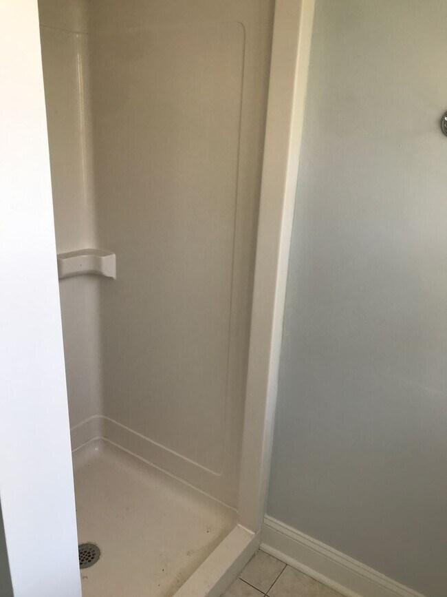 Building Photo - 1001 S 8th St