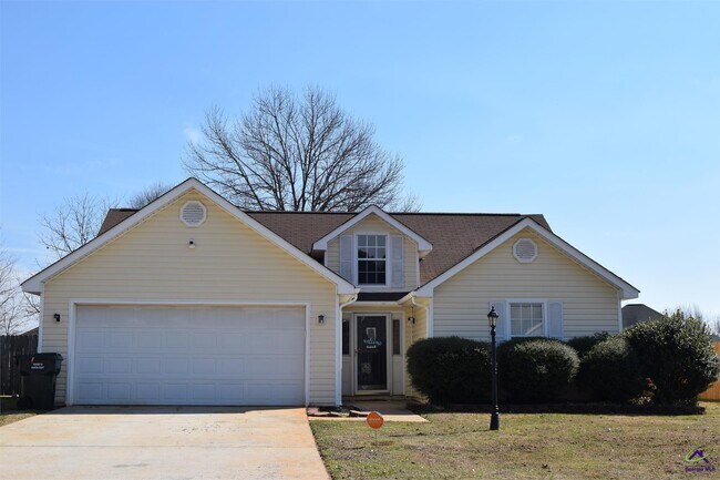 Primary Photo - 123 Enlish Dr