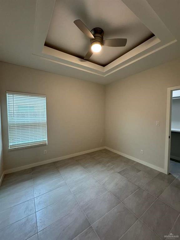 Building Photo - 13 Clarence Dr