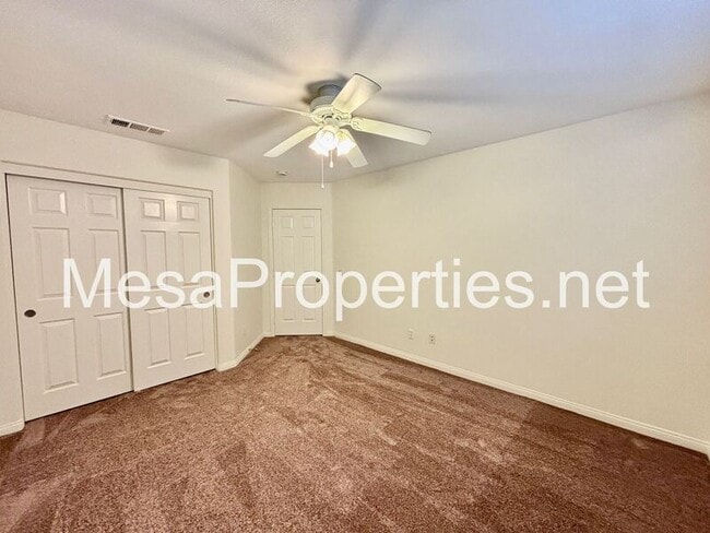 Building Photo - 15976 Elkins St