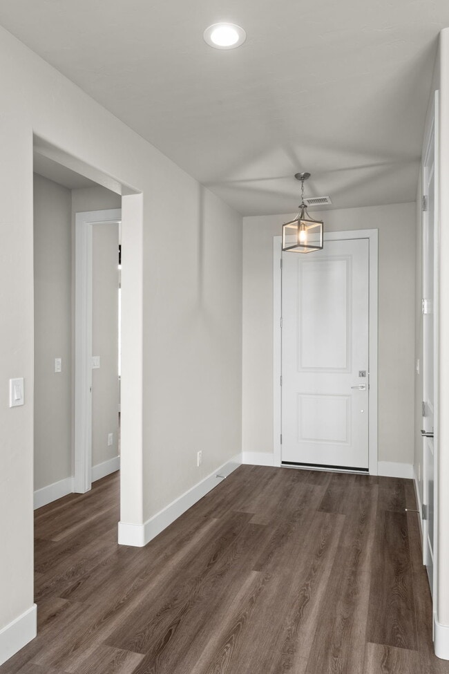 Building Photo - 15689 E Orch Vw Rd