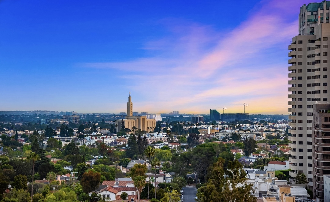 Building Photo - 10450 Wilshire Blvd