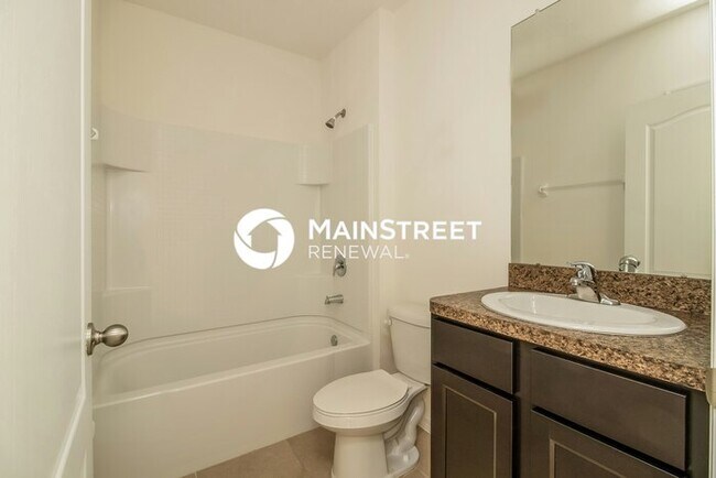 Building Photo - 3 Bedroom Pet-Friendly Home in Spring Hill...