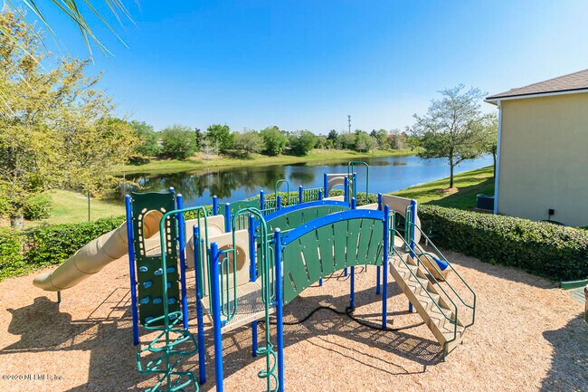 Building Photo - 13819 Herons Landing Way
