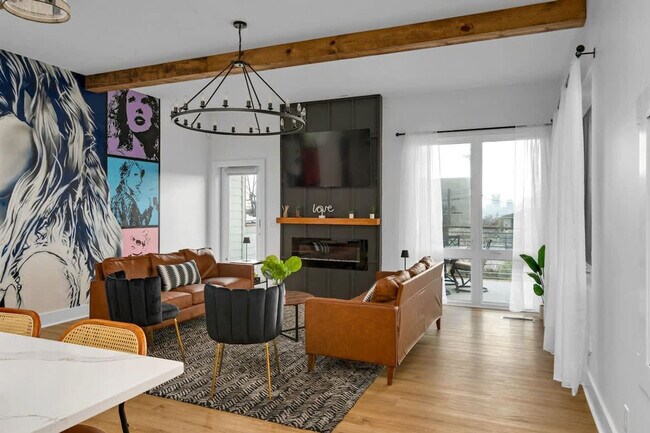 Building Photo - 12B Fern Ave