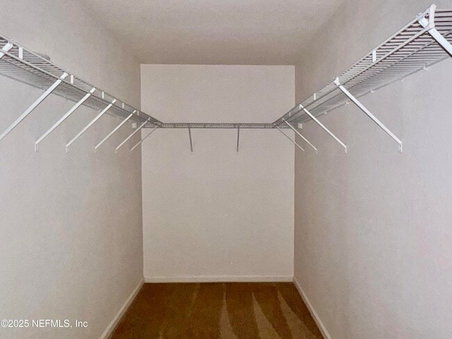 Building Photo - 8709 Lake George Cir E