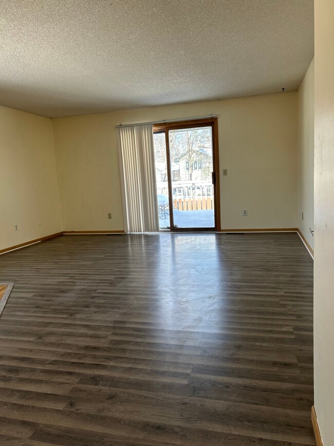 Living Room - 4115 119th Ave NW