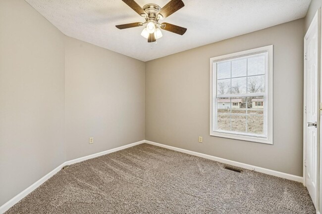 Building Photo - 1665 Bandy Rd