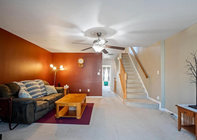 Building Photo - 43036 Demerrit St