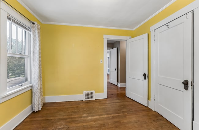 Building Photo - 3514 N 45th Ave