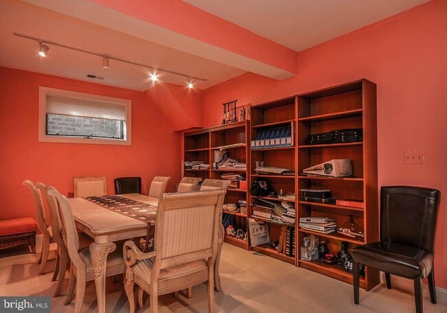 Building Photo - 7806 Fox Gate Ct