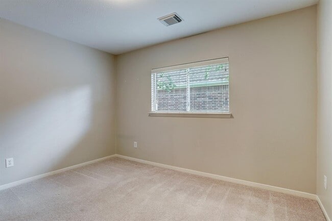 Building Photo - 5108 Cherrywood Ct
