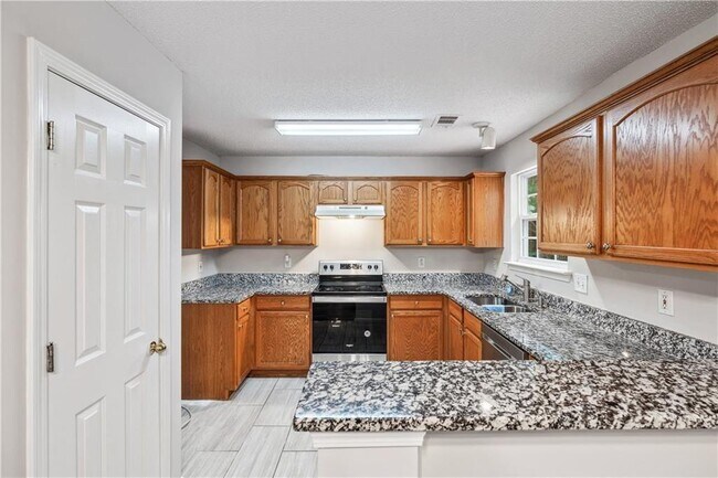 Building Photo - 5849 Amerson Ln