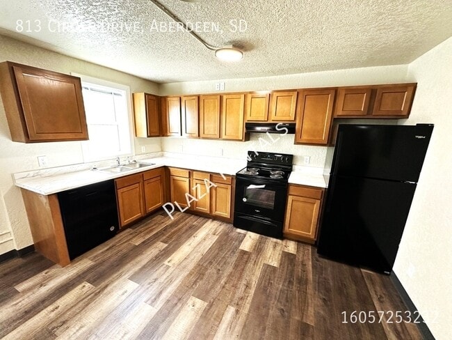 Building Photo - 1020 N 2nd St