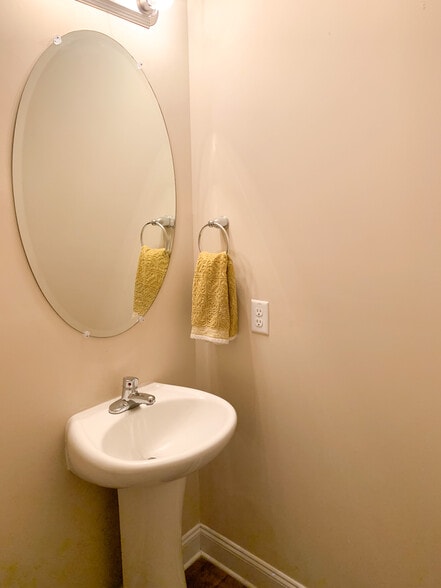 BATH #3 - 110 Ristona Dr