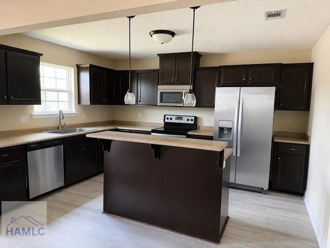 Building Photo - 1106 Creekside Cir
