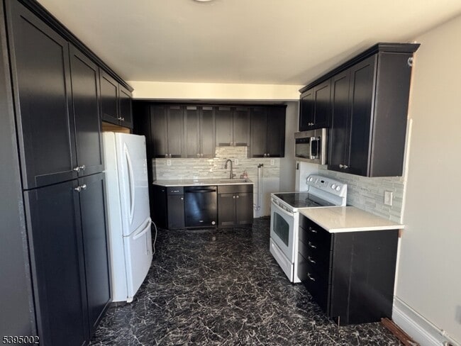 Building Photo - 106 Mt Pleasant Ave