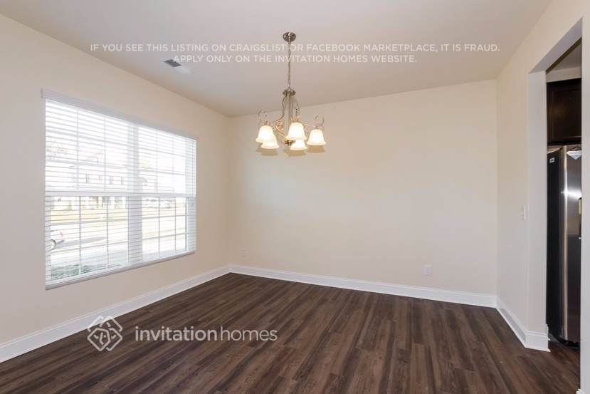 Building Photo - 167 Sassafras Rd