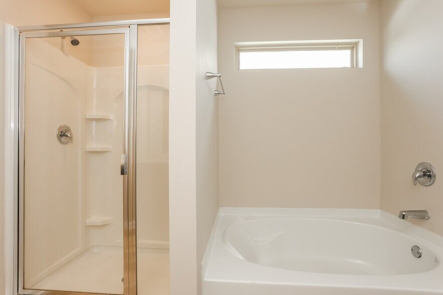 Building Photo - 516 Overo Dr