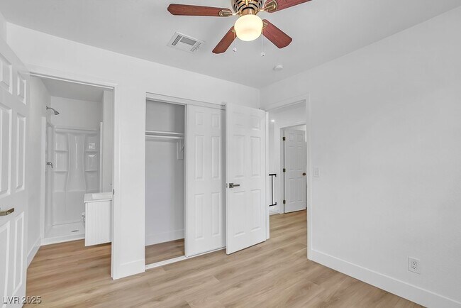 Building Photo - 5207 Silverheart Ave