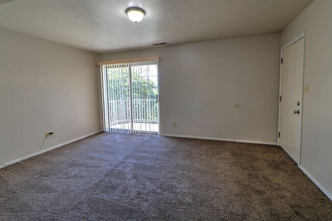 Building Photo - 1273 N 550 W