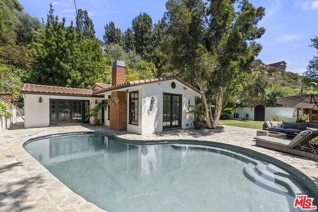Building Photo - 9559 Sherwood Forest Ln