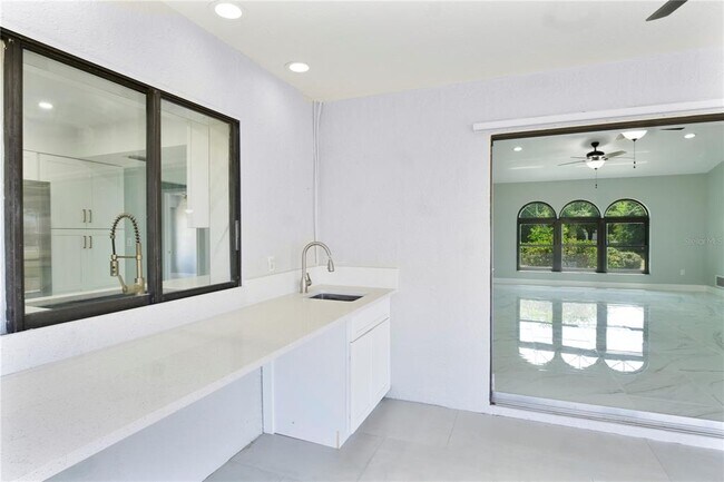 Building Photo - 1147 Yachtsman Ln