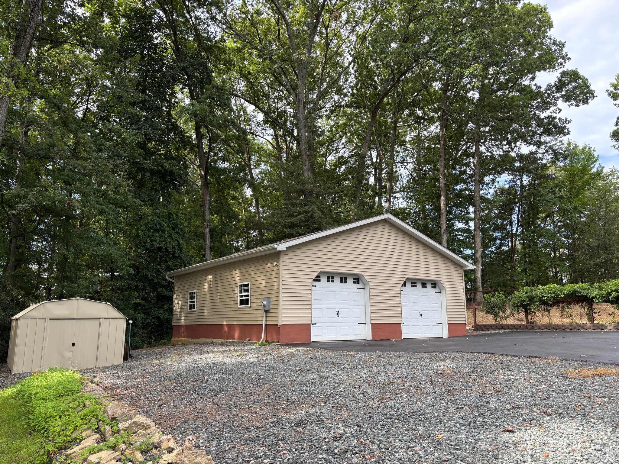 Garage - 48 Hope Rd