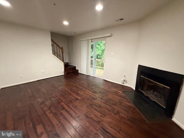 Building Photo - 124 Azalea Ct
