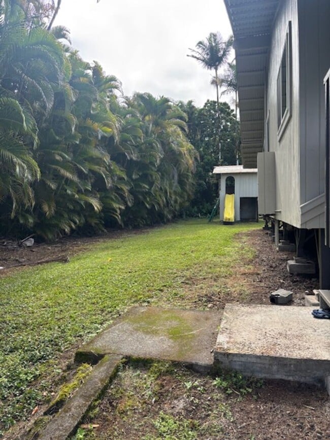 Building Photo - Gorgeous Four Bedroom / Two Bathroom On Usable Acreage