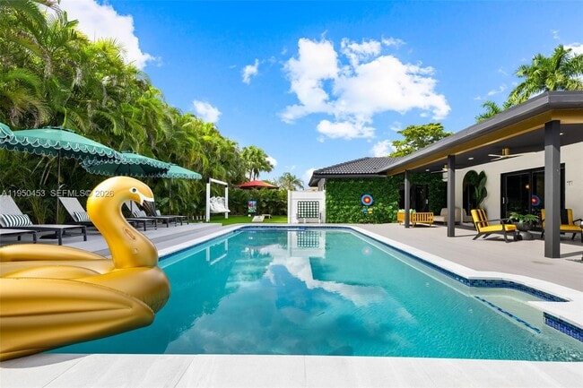 Building Photo - 10366 NW 15th St