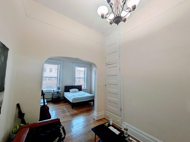 Building Photo - 403 Washington St