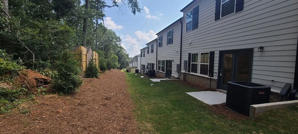 Building Photo - 1393 Vayda Ct