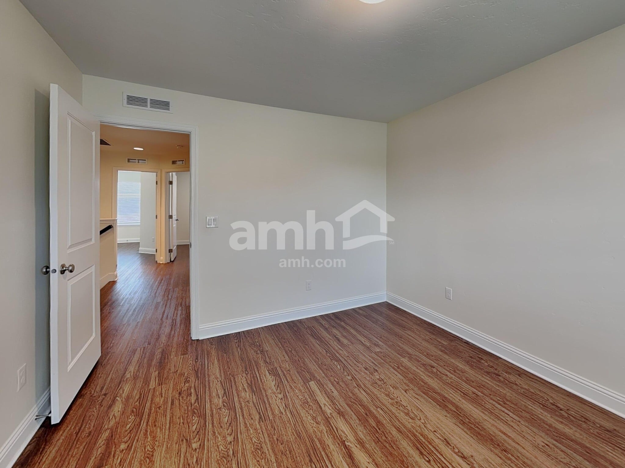 Building Photo - 59 S Lancaster Dr