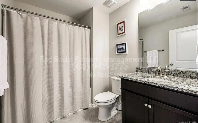 Building Photo - 1410 Bramblewood Dr