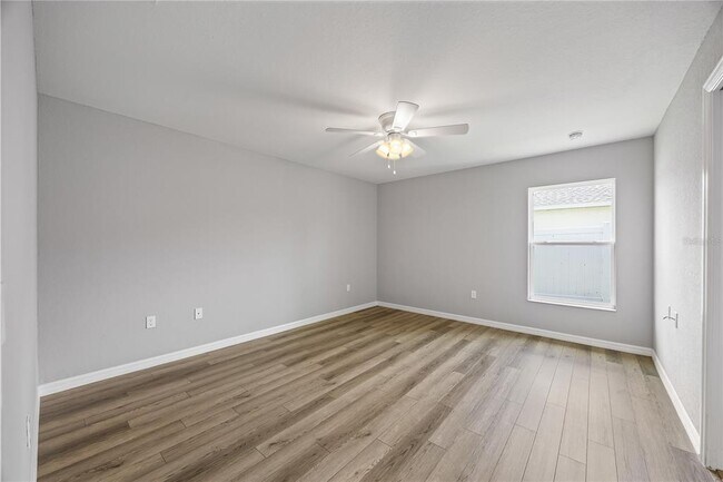 Building Photo - 5887 SW 154th Lane Rd