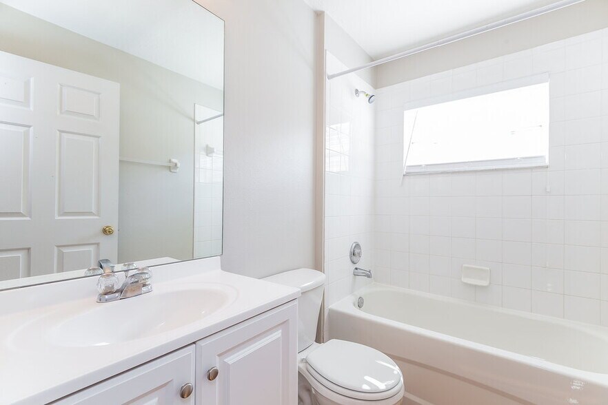 Building Photo - 12008 Butler Woods Cir