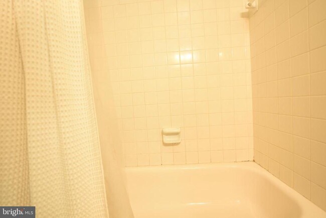 Building Photo - 111 Biscayne Ct